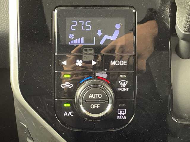 トヨタ ルーミー カスタムG 大阪府 2019(令1)年 2.2万km レーザーブルークリスタルシャイン 禁煙車/スマートアシスト/　・衝突回避支援ブレーキ機能/　・衝突警告機能/　・車線逸脱警報機能/　・先行車発進お知らせ機能/　・誤発進抑制機能/　・アダプティブ・クルーズ・コントロール/　・オートマチックハイビーム/純正ナビ/　（Bluetooth/CD）/フルセグTV/バックカメラ/両側パワースライドドア/LEDヘッドライト/オートライト/フォグランプ/社外15インチアルミホイール/純正フロアマット/コーナーセンサー/スマートキー/ETC