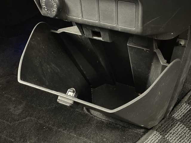 トヨタ ルーミー カスタムG 大阪府 2019(令1)年 2.2万km レーザーブルークリスタルシャイン 禁煙車/スマートアシスト/　・衝突回避支援ブレーキ機能/　・衝突警告機能/　・車線逸脱警報機能/　・先行車発進お知らせ機能/　・誤発進抑制機能/　・アダプティブ・クルーズ・コントロール/　・オートマチックハイビーム/純正ナビ/　（Bluetooth/CD）/フルセグTV/バックカメラ/両側パワースライドドア/LEDヘッドライト/オートライト/フォグランプ/社外15インチアルミホイール/純正フロアマット/コーナーセンサー/スマートキー/ETC