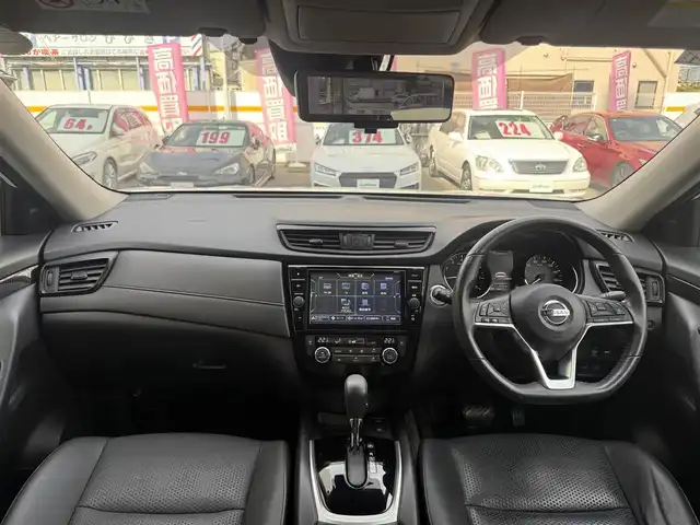 日産 エクストレイル 20Xi 愛知県 2019(平31)年 6.9万km ブリリアントホワイトパール /禁煙//純正9型メモリナビ//フルセグ/CD/DVD/BD/SD/BT/USB/iPod//AppleCarPlay/AndroidAuto//アラウンドビューモニター //純正18AW//インテリジェントルームミラー//ルーフレール //ビルトインETC//パワーバックドア //カプロンシート//全席クイックコンフォートシート//LEDオートライト //フォグランプ //スペアタイヤ//プロパイロット //エマージェンシーブレーキ//踏み間違い衝突防止アシスト //インテリジェントLI//FCW //BSW //RCTA //コーナーセンサー//革巻きステアリング //ステアリングスイッチ//プッシュスタート //スマートキー //純正マット//取扱説明書//保証書 //記録簿 //スペアキー