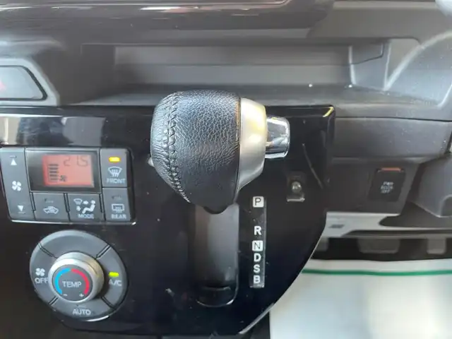 トヨタ ピクシスメガ Gターボ SAⅡ 和歌山県 2016(平28)年 5.3万km パールホワイトⅢ 社外ナビ（AM/FM/CD/DVD/SD/USB/Bluetooth/ワンセグ・フルセグTV）/両側パワースライドドア/ETC/プッシュスタート/バックカメラ/ドラレコ前/純正マット/オートライト/ルームライトＬＥＤ