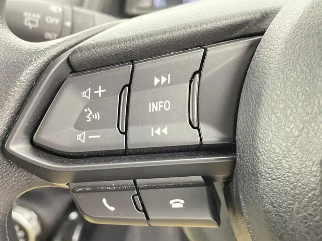 マツダ デミオ 15S 千葉県 2019(令1)年 1.2万km ダイナミックブルーマイカ ワンオーナー/禁煙車/純正ナビ/・フルセグTV/Bluetooth/CD/DVD/LEDコンフォートパッケージ/・LEDヘッドランプ/・オートレベリング/・アドバンストキーレスエントリーシステム/・アドバンストキー×２/・ヘッドランブユニット内シグネチャーＬＥＤランプ/・運転席＆助手席シートヒーター/・スーパーＵＶカットガラス/・フルオートエアコン/・ＩＲカットガラス/ETC/プッシュスタート/フロアマット/ドアバイザー/取説・保証書