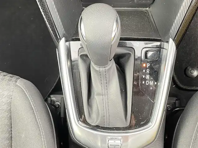 マツダ デミオ 15S 千葉県 2019(令1)年 1.2万km ダイナミックブルーマイカ ワンオーナー/禁煙車/純正ナビ/・フルセグTV/Bluetooth/CD/DVD/LEDコンフォートパッケージ/・LEDヘッドランプ/・オートレベリング/・アドバンストキーレスエントリーシステム/・アドバンストキー×２/・ヘッドランブユニット内シグネチャーＬＥＤランプ/・運転席＆助手席シートヒーター/・スーパーＵＶカットガラス/・フルオートエアコン/・ＩＲカットガラス/ETC/プッシュスタート/フロアマット/ドアバイザー/取説・保証書
