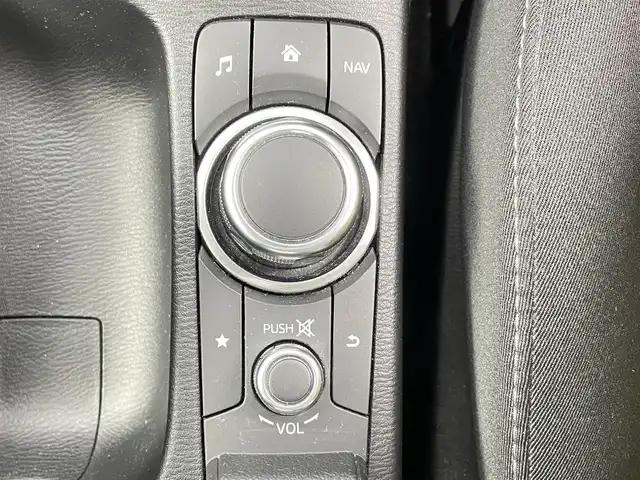 マツダ デミオ 15S 千葉県 2019(令1)年 1.2万km ダイナミックブルーマイカ ワンオーナー/禁煙車/純正ナビ/・フルセグTV/Bluetooth/CD/DVD/LEDコンフォートパッケージ/・LEDヘッドランプ/・オートレベリング/・アドバンストキーレスエントリーシステム/・アドバンストキー×２/・ヘッドランブユニット内シグネチャーＬＥＤランプ/・運転席＆助手席シートヒーター/・スーパーＵＶカットガラス/・フルオートエアコン/・ＩＲカットガラス/ETC/プッシュスタート/フロアマット/ドアバイザー/取説・保証書