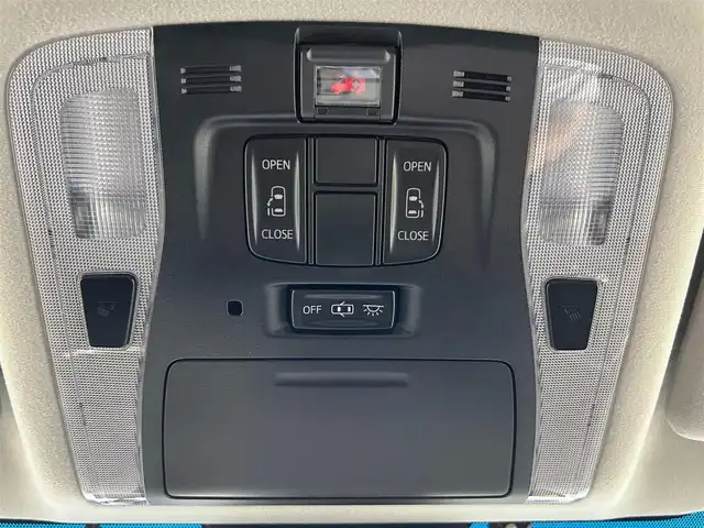 トヨタ ヴェルファイア Z 佐賀県 2019(令1)年 3.2万km ホワイトパールクリスタルシャイン モデリスタエアロ /アルパイン11インチナビ(EX11Z)/CD/DVD/フルセグTV/Bluetooth/バックカメラ /両側パワースライドドア/クルーズコントロール/ETC/前後ドライブレコーダー/クリアランスソナー /LEDライト/オートライト/フォグライト /純正18インチアルミホイール/純正フロアマット/スマートキー/スペアキー/電動格納ミラー/ステアリングリモコン/社外GPSレーダー