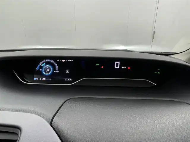 日産 セレナ e－パワー ハイウェイスター V 茨城県 2021(令3)年 3.8万km ダイヤモンドブラック インテリキー/プッシュスタート/LEDポートライト/レーダークルーズ/インテリジェントルームミラー/前方ドラレコ/オートデュアルエアコン/純正10インチナビ/Bluetooth/DVD/Blu-ray/フルセグTV/純正フリップダウンモニター/アラウンドビューモニター/両側パワースライドドア/ビルトインETC/ブラインドスポットモニター