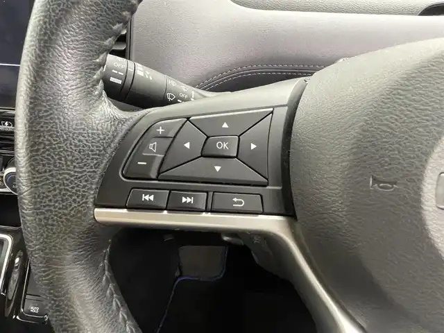 日産 セレナ e－パワー ハイウェイスター V 茨城県 2021(令3)年 3.8万km ダイヤモンドブラック インテリキー/プッシュスタート/LEDポートライト/レーダークルーズ/インテリジェントルームミラー/前方ドラレコ/オートデュアルエアコン/純正10インチナビ/Bluetooth/DVD/Blu-ray/フルセグTV/純正フリップダウンモニター/アラウンドビューモニター/両側パワースライドドア/ビルトインETC/ブラインドスポットモニター