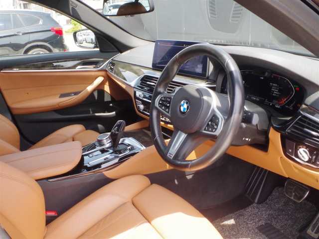 ＢＭＷ ５２３ｄ xDrive Mスポーツ EDジョイ+ 岩手県 2020(令2)年 3.7万km サファイアブラックP ワンオーナー/インテリセーフ /LDW/LCW/ACC/純正HDDナビ/フルセグTV/全方位カメラ/PDC/ヘッドアップD/コンフォートアクセス/ブラウンレザー/パワーシート/シートヒーター /LEDライト/ミラーETC/前後ドラレコ/オートトランク/パーキングアシストプラス/アダプティブサスペンション