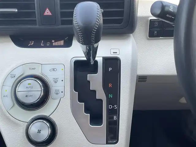 トヨタ シエンタ G 愛媛県 2019(令1)年 3.1万km ブラックマイカ 純正ナビ（Bluetooth/SD/CD/AUX/ワンセグTV)/バックカメラ/前後ドライブレコーダー/ETC/両側パワースライドドア/ハロゲンヘッドライト/オートマチックハイビーム/ABS/レーンキープアシスト/横滑り防止装置/衝突被害軽減ブレーキ/スマートキー/スペアキー1本/プッシュスタート/取扱説明書