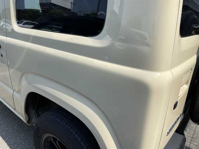 スズキ ジムニー XL 新潟県 2018(平30)年 6.2万km シフォンアイボリーM 4WD/社外メモリナビ/フルセグ/CN-RA06D/　CD/DVD/SD/Bluetooth/スマートキー×２/電動格納式ミラー/ETC/衝突被害軽減ブレーキ/レーンキープアシスト/オートライト/フォグランプ/プッシュスタート/SW付きスタッドレスタイヤ/　（積み込み５mm）/新車時保証書/取扱説明書/ナビ取説