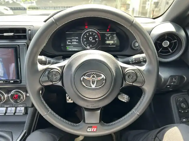 トヨタ ＧＲ８６ RZ 新潟県 2023(令5)年 2.3万km クリスタルブラックシリカ ワンオーナー/クルーズコントロール/ETC2.0/プッシュスタート/USB/シートヒーター/6速MT/Bluetooth/メモリナビ/オートウィンドー/オートライト