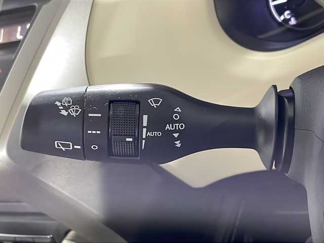 レクサス ＮＸ 300 バージョンL 福岡県 2019(令1)年 4.9万km ソニッククォーツ サンルーフ/純正ナビ/Bluetooth/フルセグTV/CD/DVD/衝突被害軽減ブレーキ/レーンアシスト/コーナーセンサー/レーダークルーズコントロール/パドルシフト/D/Nシートヒーター/D/Nエアシート/パワーシート/電動リアゲート/ETC２．０/オートマチックハイビーム/LEDオートライト/純正18インチAW