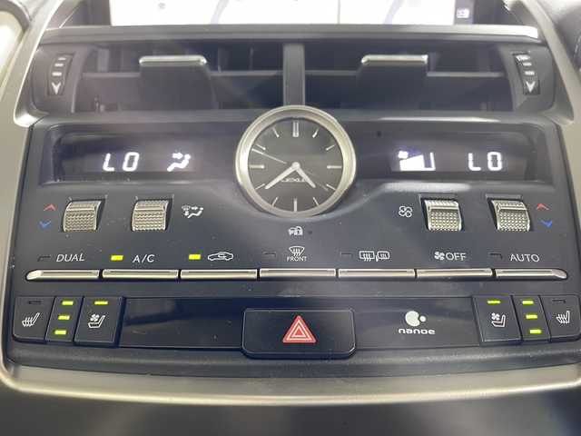 レクサス ＮＸ 300 バージョンL 福岡県 2019(令1)年 4.9万km ソニッククォーツ サンルーフ/純正ナビ/Bluetooth/フルセグTV/CD/DVD/衝突被害軽減ブレーキ/レーンアシスト/コーナーセンサー/レーダークルーズコントロール/パドルシフト/D/Nシートヒーター/D/Nエアシート/パワーシート/電動リアゲート/ETC２．０/オートマチックハイビーム/LEDオートライト/純正18インチAW