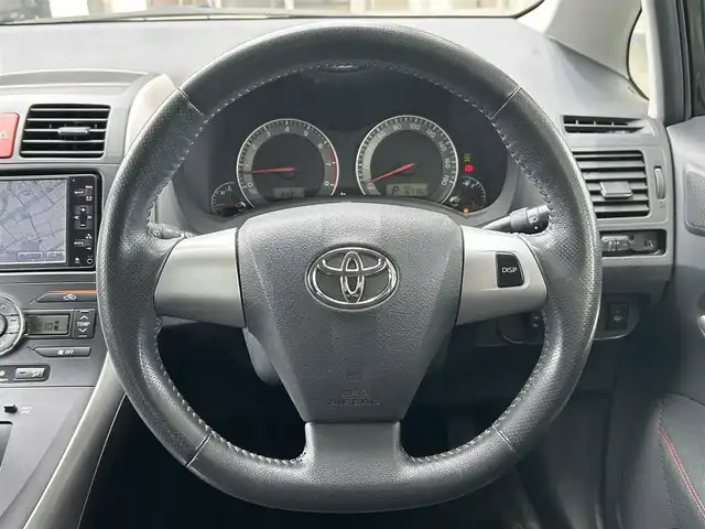トヨタ オーリス 150X Sパッケージ 宮城県 2011(平23)年 6.8万km ブラックマイカ 純正ディーラーオプションナビ/ワンセグTV/FM・AM/CD・DVD/HDD/Bluetooth/AUX/SD/純正アルミホイール16インチ/純正フロアマット/ETC/スマートキー/プッシュスタート/オートライト/キセノンライト/フロントワイパーデアイサー/センターデフロック