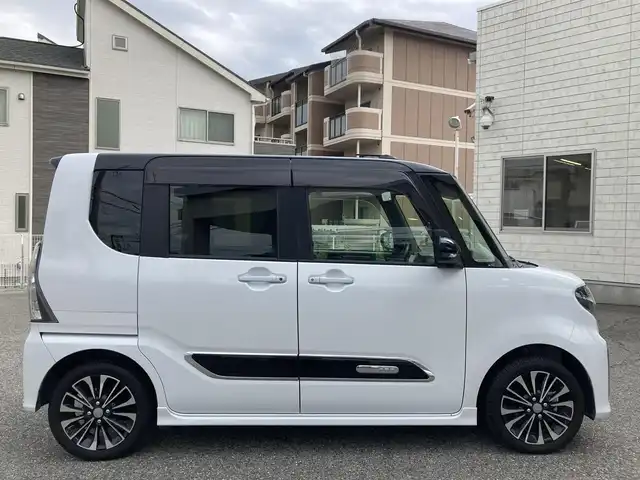 ダイハツ タント カスタム RS セレクション 兵庫県 2020(令2)年 4.1万km ブラックマイカメタリック/シャイニングホワイトパール ワンオーナー/純正メモリーナビ/フルセグTV/CD/DVD/Bluetooth/FM/AM/バックカメラ/ビルトインETC/ドライブレコーダー/衝突被害軽減ブレーキ/アダプティブクルーズコントロール/先行車発進告知/車線逸脱警報/ステアリングアシスト/オートマチックハイビーム/前後クリアランスソナー/両側パワースライドドア/ステアリングスイッチ/LEDヘッドライト/フォグランプ/オートライト/D/N シートヒーター/プッシュスタート/電格ミラー/アイドリングストップ/横滑り防止装置/革巻きステアリング/ISOFIX/ドアバイザー/フロアマット/スペアキー1本/新車時保証書/取扱説明書