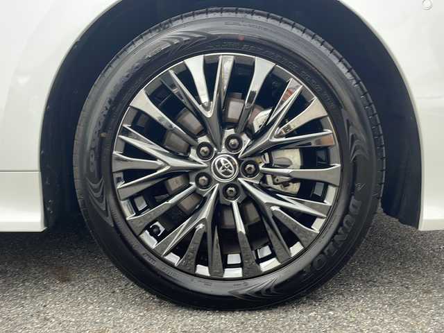 トヨタ ヴェルファイア ハイブリット Z プレミア 愛知県 2025(令7)年 0.5万km プラチナホワイトパールマイカ /ワンオーナー//純正ディスプレイオーディオコネクティッドナビ対応//フルセグTV・Bluetooth・HDMI・miracast//純正フリップダウンモニター//デジタルインナーミラー//両側パワースライドドア//左右独立サンルーフ//レーダークルーズコントロール//パワーシート・メモリーシート//シートヒーター・エアーシート//ステアリングヒーター//置くだけ充電//全方位カメラ//パドルシフト//オートライト・オートハイビーム//コーナーセンサー//ビルトインETC２．０//パワーバックドア//照明付きバニティミラー//純正フロアマット//オートリトラクタブルウインカーミラー//フォグランプ//三眼LEDヘッドライト//トヨタチームメイト//トヨタセーフティセンス//プロアクティブドライビングアシスト//レーンディパーチャーアラート//ドライバーモニター//プリクラッシュセーフティ//フロントクロストラフィックアラート//ドライブスタートコントロール//安心降車アシスト//ロードサインアシスト//先行者発進告知//後送品（保証書・スペアキー）