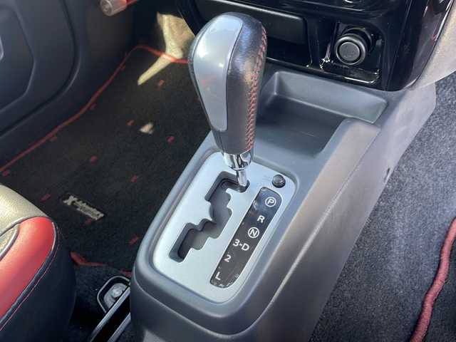 スズキ ジムニー クロスアドベンチャー 徳島県 2013(平25)年 3.7万km ブルーイッシュブラックパール3 7インチナビ【AVIC-MRZ03】/（ワンセグ/AM/FM）/バックカメラ/合皮シート/シートヒーター/背面スペアタイヤ/エアコン/パワーウィンドウ/ハロゲンヘッドライト/ETC/純正AW/ドアバイザー/Wエアバッグ/リモコンキー