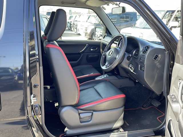 スズキ ジムニー クロスアドベンチャー 徳島県 2013(平25)年 3.7万km ブルーイッシュブラックパール3 7インチナビ【AVIC-MRZ03】/（ワンセグ/AM/FM）/バックカメラ/合皮シート/シートヒーター/背面スペアタイヤ/エアコン/パワーウィンドウ/ハロゲンヘッドライト/ETC/純正AW/ドアバイザー/Wエアバッグ/リモコンキー