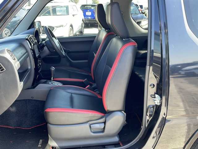 スズキ ジムニー クロスアドベンチャー 徳島県 2013(平25)年 3.7万km ブルーイッシュブラックパール3 7インチナビ【AVIC-MRZ03】/（ワンセグ/AM/FM）/バックカメラ/合皮シート/シートヒーター/背面スペアタイヤ/エアコン/パワーウィンドウ/ハロゲンヘッドライト/ETC/純正AW/ドアバイザー/Wエアバッグ/リモコンキー