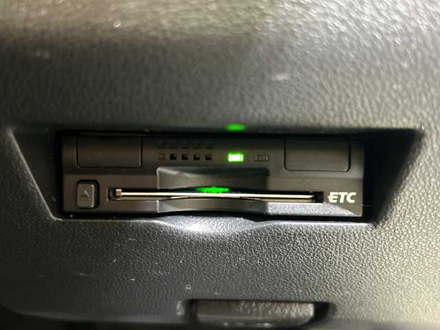 トヨタ パッソ モーダ　Gパッケージ 愛媛県 2016(平28)年 5.5万km パールホワイトⅢ 純正ナビ　Ｂｌｕｅｔｏｏｔｈ　フルセグＴＶ　バックカメラ　ＥＴＣ　禁煙車