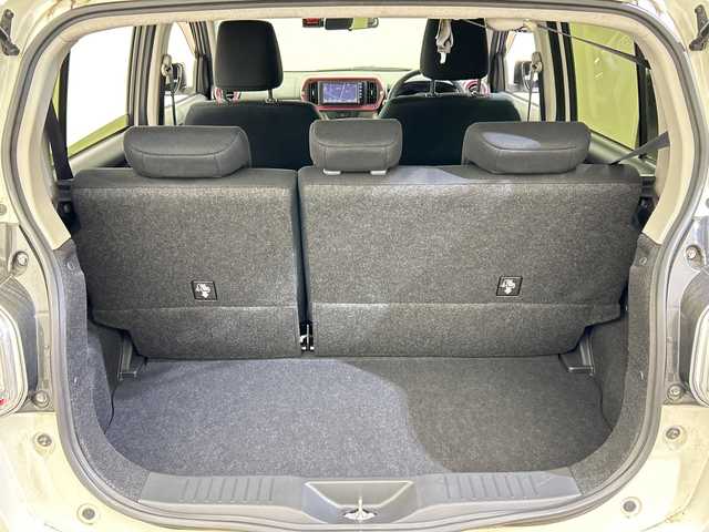 トヨタ パッソ モーダ　Gパッケージ 愛媛県 2016(平28)年 5.5万km パールホワイトⅢ 純正ナビ　Ｂｌｕｅｔｏｏｔｈ　フルセグＴＶ　バックカメラ　ＥＴＣ　禁煙車