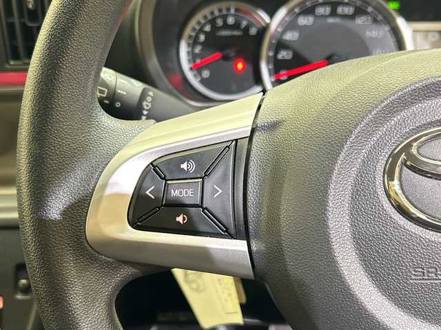 トヨタ パッソ モーダ　Gパッケージ 愛媛県 2016(平28)年 5.5万km パールホワイトⅢ 純正ナビ　Ｂｌｕｅｔｏｏｔｈ　フルセグＴＶ　バックカメラ　ＥＴＣ　禁煙車