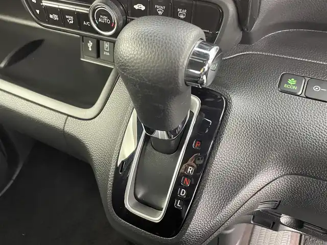 ホンダ Ｎ ＢＯＸ カスタム G L ホンダセンシング 富山県 2020(令2)年 3.8万km プレミアムベルベットパープル・パール 純正ナビ（AM/FM/DVD/BT/USB/フルセグ）/バックカメラ/ドライブレコーダー/ETC/シートヒーター/両側パワースライドドア/衝突被害軽減システム/レーダークルーズコントロール/レーンキープアシスト/横滑り防止装置/アイドリングストップ/オートLEDライト/フォグライト/純正アルミホイール/純正フロアマット/ステアリングスイッチ/スマートキー