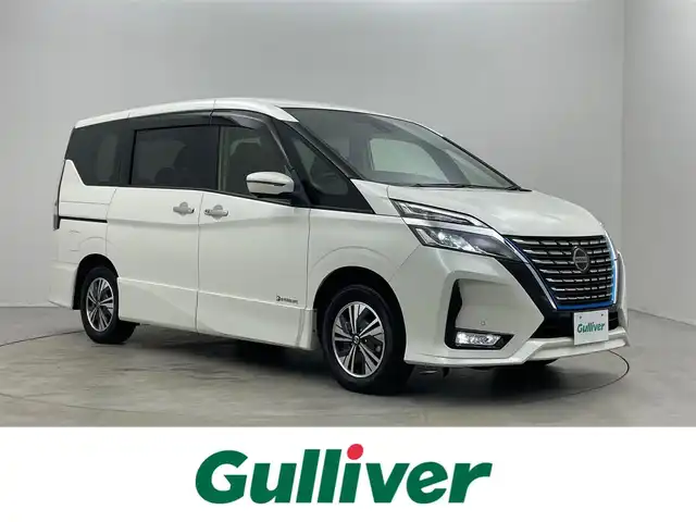 日産 セレナ e－パワー ハイウェイスター V 埼玉県 2022(令4)年 4.4万km ブリリアントホワイトパール プロパイロット　純正１０インチナビ　フリップダウンモニター　アラウンドビューモニター　ＢＳＩ　ビルトインＥＴＣ　ドライブレコーダー　レーダークルーズ　インテリジェントルームミラー　ＨＤＭＩ　ＬＥＤ