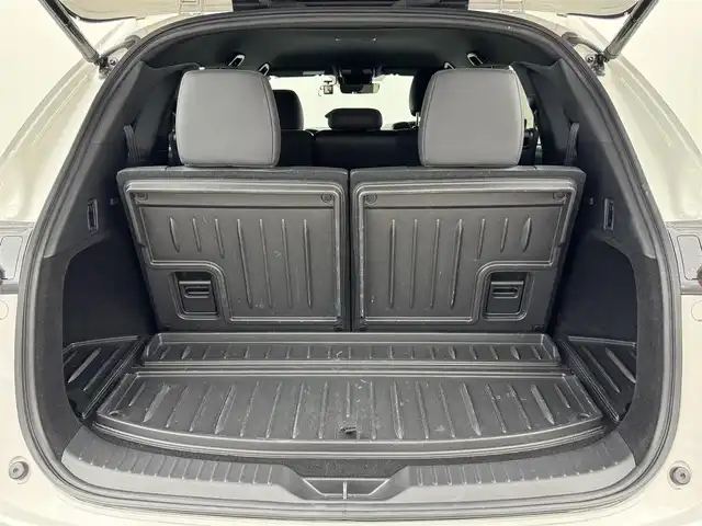 マツダ ＣＸ－８ XD ブラックトーンエディション 福岡県 2023(令5)年 3.5万km ロジウムホワイトプレミアムメタリック 純正１０．２５型DA　/全方位カメラ　/ワイヤレス充電　/ＥＴＣ　/前後ドライブレコーダー　/レーダークルーズコントロール　/コーナーセンサー　/衝突軽減ブレーキ　/ＳＣＢＳ　/レーンキープ　/ＢＳＭ　/ハーフレザーシート　/シートヒーター　/ステアリングヒーター　/パワーバックドア