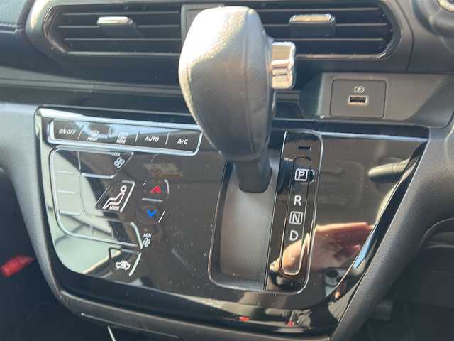 日産 デイズ ハイウェイスターX 岐阜県 2021(令3)年 1.8万km フローズンバニラパール/アッシュブラウンM 登録時走行距離17164km/全方位カメラ/純正９インチナビ/フルセグＴＶ/バックカメラ/エマージェンシーブレーキ/ＬＥＤヘッドライト/フロントフォグランプ/オートライト/プッシュスタート/スマートキー/純正アルミホイール/禁煙車/ツートンカラー/前後コーナーセンサー/CDチェンジャー/USB入力端子/ドライブレコーダー