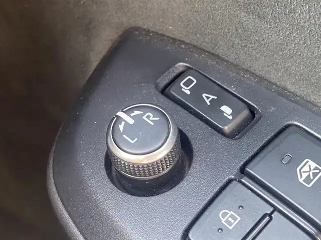 トヨタ ＧＲヤリス RZ 熊本県 2022(令4)年 4.3万km プラチナホワイトパールマイカ 純正ナビ/・AM/FM/CD/USB/BT/・フルセグTV/バックカメラ/トヨタセーフティセンス/・レーントレーシングアシスト/・プリクラッシュセーフティシステム/・ブラインドスポットモニター/・クリアランスソナー/・リヤクロストラフィックアラート/・ロードサインアシスト/・ヘッドアップディスプレイ/・レーダークルーズコントロール/・オートマチックハイビーム/・車両接近通報装置/前後コーナーセンサー/革巻きステアリング/・ステアリングリモコン/・ステアリングヒーター/オートライト/・LEDライト/・フォグランプ/・ヘッドライトレベライザー/D/N席シートヒーター/電動格納ミラー/・ウィンカーミラー/前後ドライブレコーダー（TZ-DR210）/純正フロアマット/純正アルミホイール/スマートキー/・スペアキー