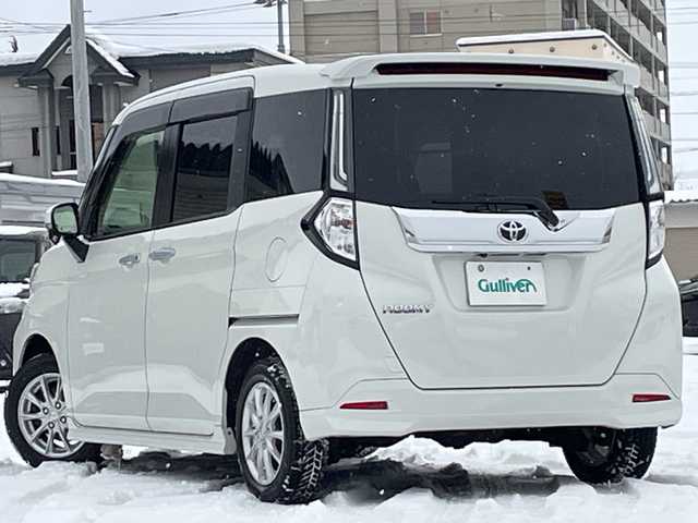 トヨタ ルーミー カスタムG 道北・旭川 2022(令4)年 9.4万km パールホワイトⅢ /寒冷地仕様//純正ナビ/CD/DVD/BT/SD/フルセグ//バックカメラ//両側パワースライドドア//衝突軽減ブレーキ//アイドリングストップ//クリアランスソナー//純正エンジンスターター//ETC//前後ドライブレコーダー//オートライト//オートハイビーム//レーダークルーズコントロール//LEDヘッドライト//フォグランプ//革巻きステアリング//ステアリングスイッチ//横滑り防止//純正AW付夏タイヤ積込//スペアキー//純正フロアマット//ドアバイザー//保証書//取扱説明書