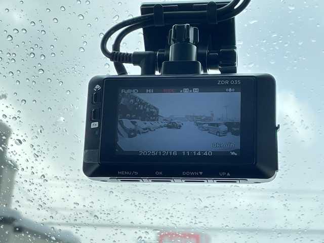 トヨタ ルーミー カスタムG 道北・旭川 2022(令4)年 9.4万km パールホワイトⅢ /寒冷地仕様//純正ナビ/CD/DVD/BT/SD/フルセグ//バックカメラ//両側パワースライドドア//衝突軽減ブレーキ//アイドリングストップ//クリアランスソナー//純正エンジンスターター//ETC//前後ドライブレコーダー//オートライト//オートハイビーム//レーダークルーズコントロール//LEDヘッドライト//フォグランプ//革巻きステアリング//ステアリングスイッチ//横滑り防止//純正AW付夏タイヤ積込//スペアキー//純正フロアマット//ドアバイザー//保証書//取扱説明書