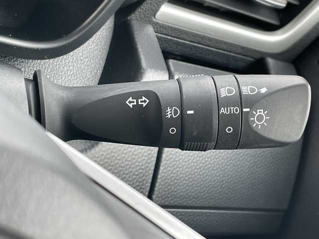 トヨタ ルーミー カスタムG 道北・旭川 2022(令4)年 9.4万km パールホワイトⅢ /寒冷地仕様//純正ナビ/CD/DVD/BT/SD/フルセグ//バックカメラ//両側パワースライドドア//衝突軽減ブレーキ//アイドリングストップ//クリアランスソナー//純正エンジンスターター//ETC//前後ドライブレコーダー//オートライト//オートハイビーム//レーダークルーズコントロール//LEDヘッドライト//フォグランプ//革巻きステアリング//ステアリングスイッチ//横滑り防止//純正AW付夏タイヤ積込//スペアキー//純正フロアマット//ドアバイザー//保証書//取扱説明書