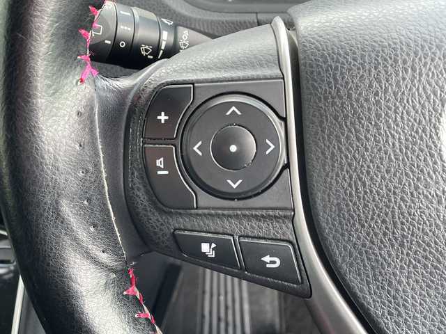 トヨタ ヴォクシー ZS 煌 新潟県 2015(平27)年 6.5万km ホワイトパールクリスタルシャイン 社外ナビ(AVIC-RW09)/(AM/FM/CD/DVD/Bluetooth)/フルセグTV/社外フリップダウンモニター/社外前後ドラレコ型デジタルインナーミラー/両側パワースライドドア/バックカメラ/純正フロアマット/ETC/プッシュスタート/スマートキー/スペアキー×1/LEDヘッドライト/オートライト/保証書