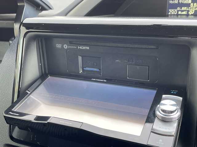 トヨタ ヴォクシー ZS 煌 新潟県 2015(平27)年 6.5万km ホワイトパールクリスタルシャイン 社外ナビ(AVIC-RW09)/(AM/FM/CD/DVD/Bluetooth)/フルセグTV/社外フリップダウンモニター/社外前後ドラレコ型デジタルインナーミラー/両側パワースライドドア/バックカメラ/純正フロアマット/ETC/プッシュスタート/スマートキー/スペアキー×1/LEDヘッドライト/オートライト/保証書