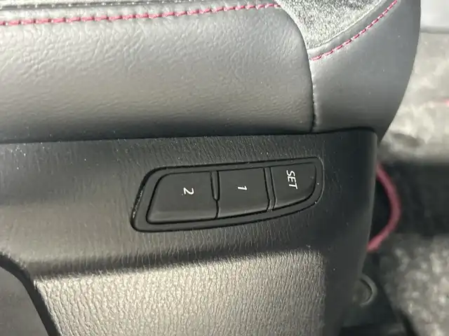 マツダ ＣＸ－８ 25S ブラックトーンED 神奈川県 2020(令2)年 2.2万km ソウルレッドクリスタルM マツダコネクト/10.25型センターディスプレイ/AM FM Bluetooth　スマフォ連携　フルセグ Applecarplay　Androidauto/コマンダーコントロール/ナビ用SDカードスロット/360度ビューモニター/USB端子/シルバールーフレール/ヘッドアップディスプレイ/ハンズフリーパワーバックドア/ドライブセレクション/アドバンスドスマートシティブレーキサポート/ブラインドスポットモニタリング/フロントリアパーキングセンサー/レーダークルーズコントロール/スマートキーブレーキサポート/レーンキープアシストシステム/交通標識認識システム/ドライバーアテンションアラート/車線逸脱警報システム/アイドリングストップ/革巻きステアリング/ステアリングヒーター/コンビシート/前席パワーシート/シートヒーター【運転席/助手席/2列目】/リアドアサンシェード/プッシュスタート/ドライブセレクション/ETC/スマートキー/充電用USB端子【2列目/3列目】/ワイヤレス充電/アダブティブLEDヘッドランプ/オートライト/純正19インチAW