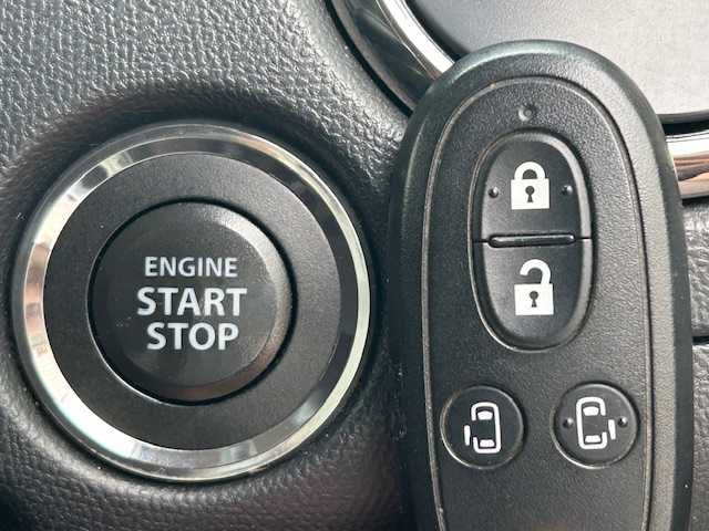日産 ルークス ハイウェイスター ターボ 茨城県 2010(平22)年 14.1万km 白 純正ナビ　/ＥＴＣ　/スマートキー　/両側パワースライドドア　/社外ＡＷ　/パワーステアリング　/パワーウィンドウ　/盗難防止装置　/オートライト　/ＡＢＳ　/ベンチシート　/エアバックＷ　/フロアマット純正　/スペアタイヤ