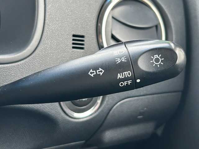 日産 ルークス ハイウェイスター ターボ 茨城県 2010(平22)年 14.1万km 白 純正ナビ　/ＥＴＣ　/スマートキー　/両側パワースライドドア　/社外ＡＷ　/パワーステアリング　/パワーウィンドウ　/盗難防止装置　/オートライト　/ＡＢＳ　/ベンチシート　/エアバックＷ　/フロアマット純正　/スペアタイヤ