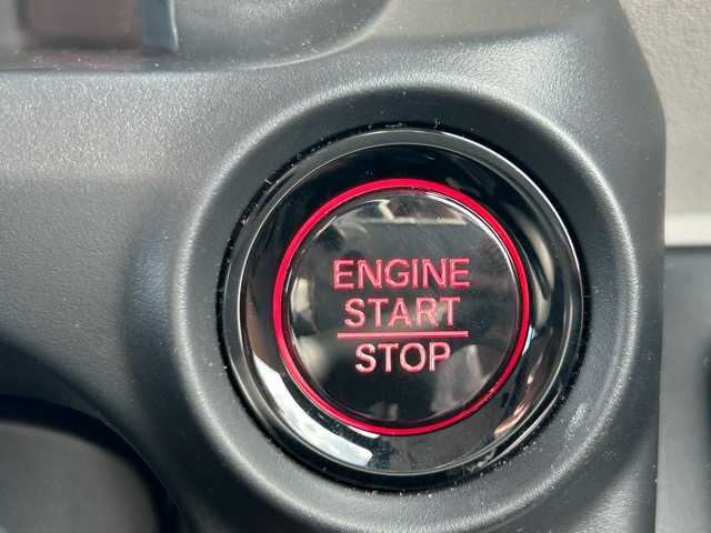 ホンダ Ｎ ＢＯＸ 千葉県 2024(令6)年 0.9万km プラチナホワイトパール ワンオーナー/純正ナビ/フルセグTV/Bluetooth/バックカメラ/片側パワースライドドア/レーダークルーズコントロール/衝突被害軽減アシスト/車線逸脱警報/レーンキープアシスト/標識認識機能/先行車発進お知らせ/オートハイビーム/LEDヘッドライト/ウィンカーミラー/ステアリングスイッチ/プッシュスタートボタン/スマートキー/スペアキー1本/純正フロアマット