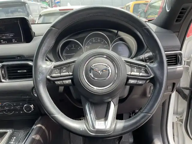 マツダ ＣＸ－８ XD Lパッケージ 大阪府 2017(平29)年 4.3万km スノーフレイクホワイトパールマイカ 禁煙車/純正ナビ/Bluetooth/CD/DVD/USB/フルセグテレビ/全方位カメラ/Boseサウンドシステム/アドバンストスマートシティブレーキサポート/ブラインドスポットモニター/レーダークルーズコントロール/スマートブレーキサポート/レーンキープアシスト/LEDヘッドライト/オートライト/ルーフレール/パワーバックドア/レザーシート/D/N席パワーシート/シートヒーター /プッシュスタート /スマートキー/スペアキー