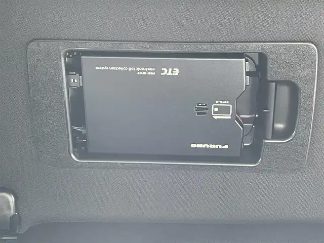 マツダ ＣＸ－８ XD Lパッケージ 大阪府 2017(平29)年 4.3万km スノーフレイクホワイトパールマイカ 禁煙車/純正ナビ/Bluetooth/CD/DVD/USB/フルセグテレビ/全方位カメラ/Boseサウンドシステム/アドバンストスマートシティブレーキサポート/ブラインドスポットモニター/レーダークルーズコントロール/スマートブレーキサポート/レーンキープアシスト/LEDヘッドライト/オートライト/ルーフレール/パワーバックドア/レザーシート/D/N席パワーシート/シートヒーター /プッシュスタート /スマートキー/スペアキー