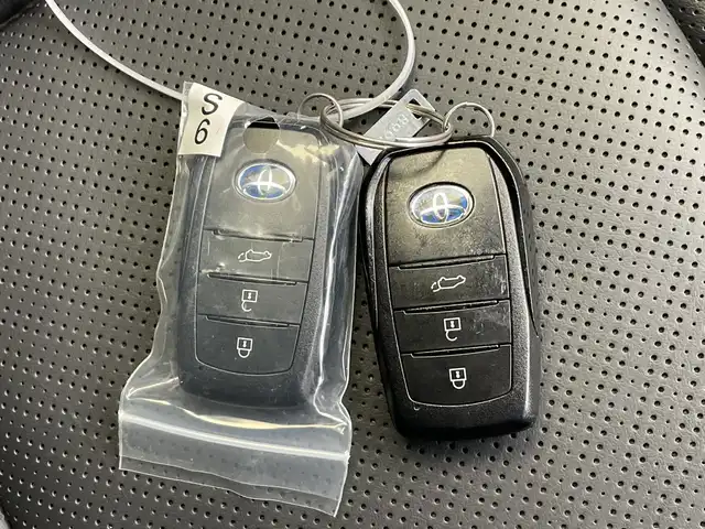 トヨタ ハリアー ハイブリッド G レザーパッケージ 栃木県 2021(令3)年 1.3万km ブラック 純正ナビ/(Bluetooth/USB/AUX)/バックカメラ/トヨタセーフティセンス/レーダークルーズコントロール/ステアリングヒーター/レザーシート/前席シートヒーター/前席シートベンチレーション/D席パワーシート/電動リアゲート/純正フロアマット/純正AW/LEDヘッドライト