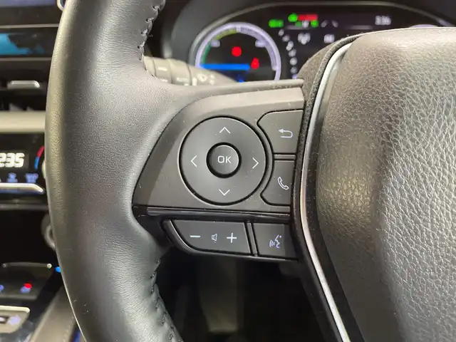 トヨタ ハリアー ハイブリッド G レザーパッケージ 栃木県 2021(令3)年 1.3万km ブラック 純正ナビ/(Bluetooth/USB/AUX)/バックカメラ/トヨタセーフティセンス/レーダークルーズコントロール/ステアリングヒーター/レザーシート/前席シートヒーター/前席シートベンチレーション/D席パワーシート/電動リアゲート/純正フロアマット/純正AW/LEDヘッドライト