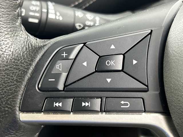 日産 セレナ e－パワー ハイウェイスター V 愛知県 2018(平30)年 5.7万km アズライトブルー 純正9型SDナビゲーション【MM518D-L】/フルセグTV/CD/DVD/MSV/Bluetooth/インテリジェントアラウンドビューモニター/インテリジェントルームミラー/ハンズフリー両側電動スライドドア【サンセード】/セーフティパックB/プロパイロット/車線逸脱防止支援システム/踏み間違い防止アシスト/インテリジェントパーキングアシスト/標識検知機能/ふらつき警報/フロントバックソナー/ヒーター付きドアミラー/電動パーキング/オートブレーキホールド/インテリジェントエマージェンシーブレーキ/LDW車線逸脱警報/レーダークルーズコントロール/オートハイビーム/合皮コンビシート/革巻きステアリング/ステアリングヒーター/社外前方ドライブレコーダー/ドライブモード/2列目3列目USB電源ソケット・パーソナルテーブル/プッシュスタート/インテリジェントキー/純正サイドシル・リアスポイラー/純正15インチアルミホイール/LEDヘッドランプ/オートライト/フロントフォグランプ