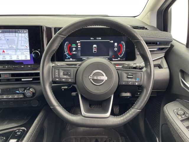 日産 オーラ G レザーエディション 千葉県 2023(令5)年 2.4万km 黒 日産コネクトナビ/　Bluetooth/フルセグTV/　Apple car play/Android Auto/BOSEサウンド/プロパイロット/レーダークルーズコントロール/レーンキープアシスト/衝突軽減ブレーキ/クリアランスソナー/全方位カメラ/ブラインドスポットモニター/標識認識機能/電動パーキング/オートホールド/オートハイビーム/ワイヤレス充電/デジタルインナーミラー/レザーシート/前席シートヒーター/ステアリングヒーター/前方ドラレコ/ビルトインETC２．０/LEDライト/フォグランプ/フロアマット