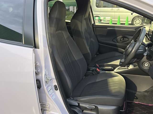 トヨタ ヤリス X 茨城県 2022(令4)年 7.9万km アイスピンクメタリック Toyota Safety Sense/純正7インチディスプレイオーディオナビ/-Bluetooth フルセグTV Miracast/プリクラッシュセーフティ/レーントレーシングアシスト アラート/オートマチックハイビーム/前後コーナーセンサー/SRSダブル+サイド+カーテンエアバッグ/オートライト/15インチアルミホイール/ビルトインETC