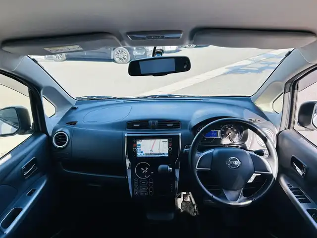 日産 デイズ ハイウェイスターG 岡山県 2013(平25)年 11.9万km ホワイトパール (株)IDOMが運営する【じしゃロン岡山店】の自社ローン対象車両になります。こちらは現金ご利用時の価格です。自社ローンご希望の方は別途その旨お申付け下さい。/＊フルセグテレビ/＊アイドリングストップ/＊バックカメラ/＊プッシュスタート/＊スペアキー/＊全方位モニター/＊社外ナビ