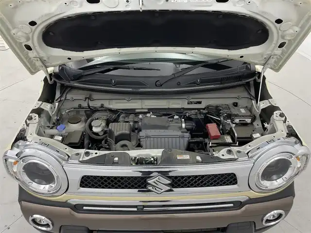 スズキ ハスラー Jスタイル Ⅱ 茨城県 2023(令5)年 2.1万km シフォンアイボリーメタリック/ウッディブラウン2トーンルーフ 純正9インチメモリナビ/Bluetooth/フルセグ/CD/DVD/AM/FM/スズキセーフティーサポート/衝突被害軽減ブレーキ/デュアルカメラブレーキサポート/後退時ブレーキサポート/前後　誤発信抑制機能/車線逸脱抑制・警報機能/ふらつき警報/標識認識機能/レーダークルーズコントロール/オートライト/オートハイビーム/前周囲カメラ/アイドリングストップ/LEDヘッドライト/コーナーセンサー/シートヒーター