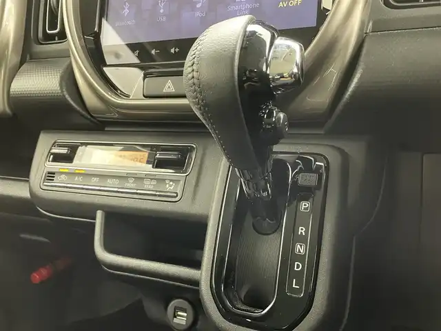 スズキ ハスラー Jスタイル Ⅱ 茨城県 2023(令5)年 2.1万km シフォンアイボリーメタリック/ウッディブラウン2トーンルーフ 純正9インチメモリナビ/Bluetooth/フルセグ/CD/DVD/AM/FM/スズキセーフティーサポート/衝突被害軽減ブレーキ/デュアルカメラブレーキサポート/後退時ブレーキサポート/前後　誤発信抑制機能/車線逸脱抑制・警報機能/ふらつき警報/標識認識機能/レーダークルーズコントロール/オートライト/オートハイビーム/前周囲カメラ/アイドリングストップ/LEDヘッドライト/コーナーセンサー/シートヒーター