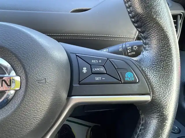 日産 セレナ ハイウェイスター プロパイロットED 石川県 2017(平29)年 8.7万km シャイニングブルー ワンオーナー/純正9型ナビ/フルセグTV/バックカメラ/LEDヘッドライト/フリップダウンモニター/インテリキー/プッシュスタート/プロパイロット/ドライブレコーダー/ETC/純正アルミホイール/保証書